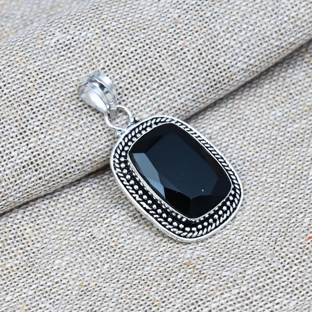 Black Spinel Gemstone Pendant Handmade 925 Sterling Silver Jewelry For Birthday Gift