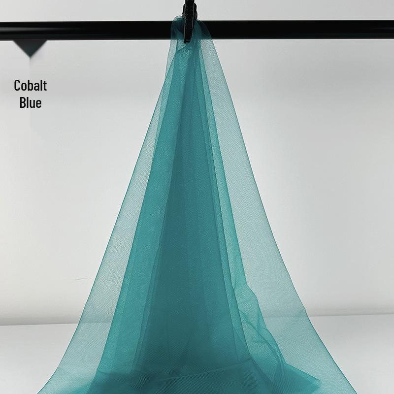 Blaues Gaze-Weichgarn für Kindergartenbühnen- und Decken Dekoration, Abschlussfeier Szene