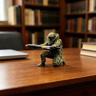 Soldier Pen Holder 3D Printed Kneeling Soldier Pencil Stand Desk Organizer for Office Home Tabletop Decor Gifts for Men Father