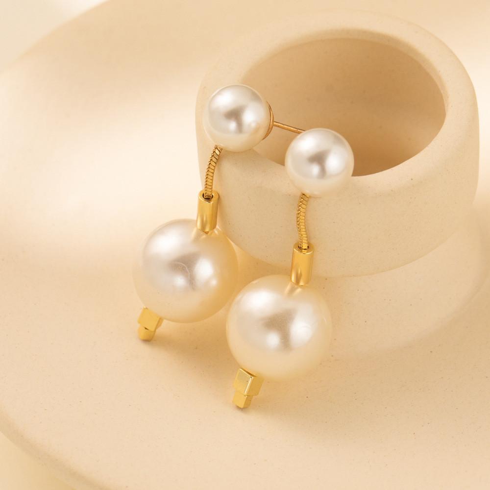 Fashionable Geometric Faux Pearl Earrings Chic Gold Plated Design For Ladies