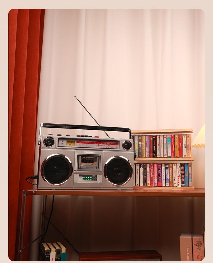 Retro 80s Cassette Recorder & Bluetooth Speaker