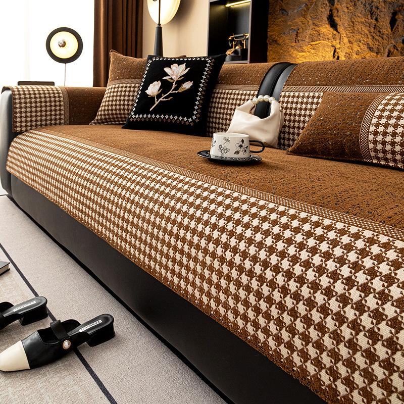 

Подушка для дивана в стиле легкой роскоши, высокого класса, шенилл, универсальная для четырех сезонов, новая 2025 года, нескользящая, кожаная подушка для сиденья, чехол для дивана 30 * 50 Waist Pillowcase