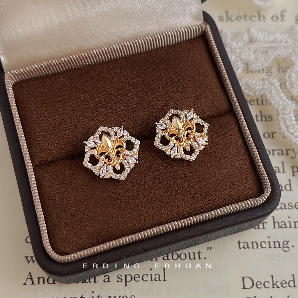 [Iris] series original! Needle micro-inlaid zircon electroplated earrings stud earrings