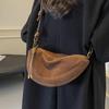 Superbeliebte Nischen-Wildleder-Schultertasche aus Kunstwildleder für Damen 2025 Heißer Verkauf Einzelne Umhängetaschen Unterarm-Knödel Süße Taschen sac