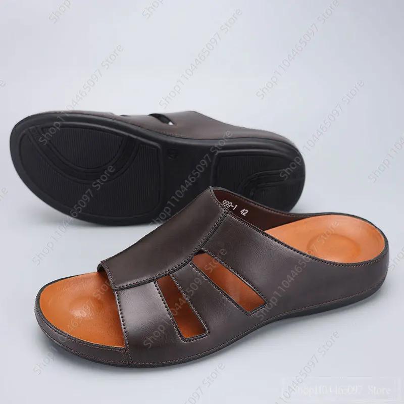 Fashion 2025 Men's plus size leather slippers with super strong elasticity, stylish, non slip and wear-resistant slippers