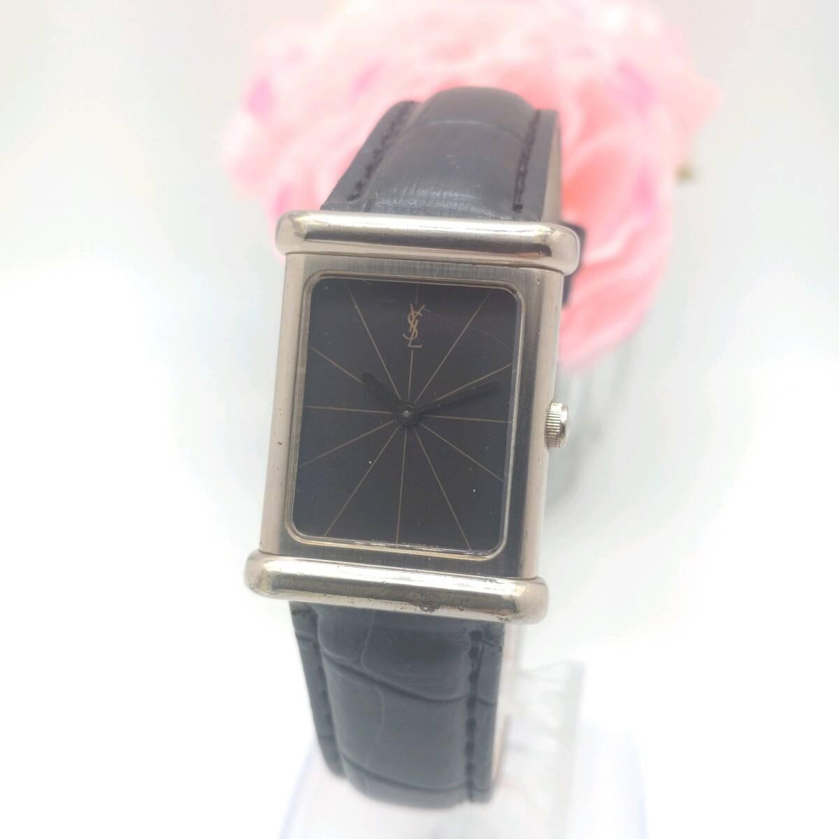 Used ``Working item   Yves Saint Laurent Yves Saint LaurentRectangularGold x BlackMen sWatchQuartzManagement 1034.