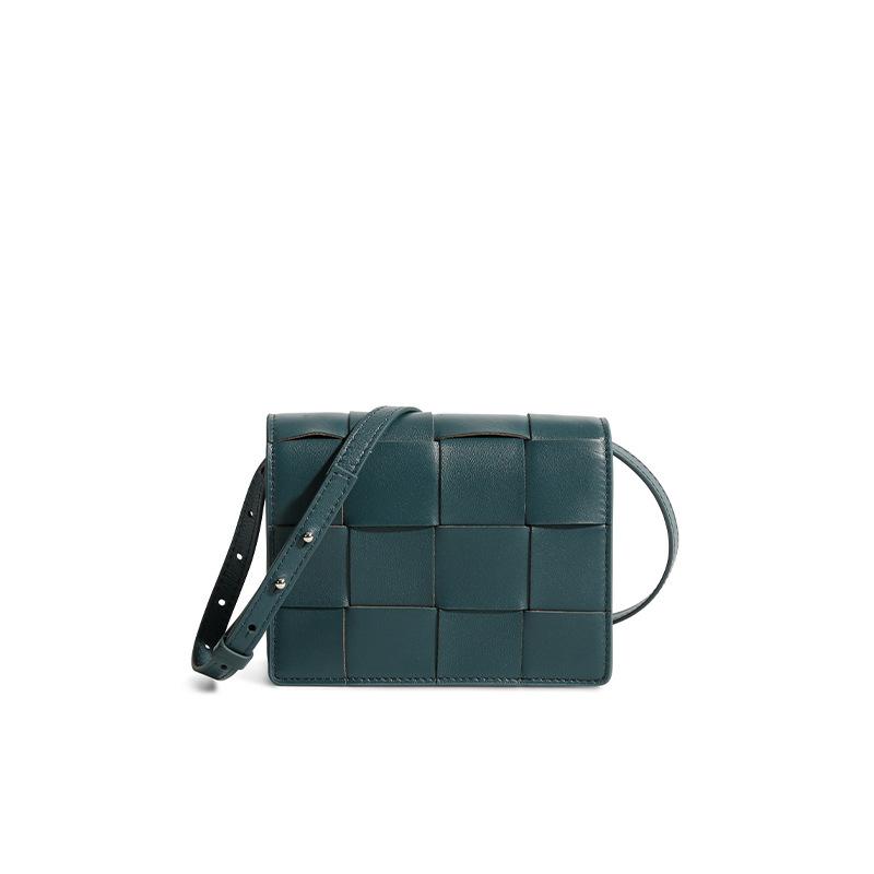 

2026 New handmade sheepskin woven bag retro versatile twelve-grid single shoulder oblique span bag wholesale high-end women s bag 17*6*14cm