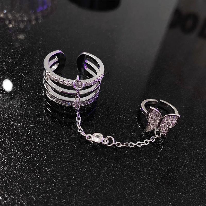 Copper Unique Fashionable Ring For Women With Adjustable Size And Design Exaggerated
