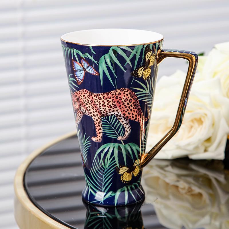 Jungle Cheetah Luxury European Bone China Mug Set - Large Capacity, Exquisite Design