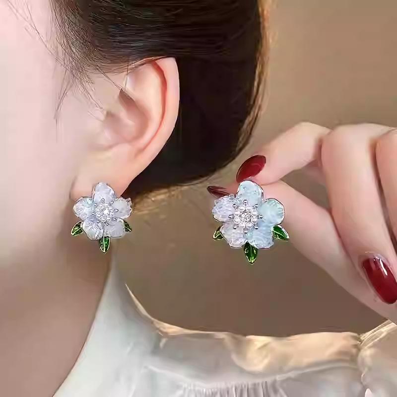

Drip oil crystal flower earrings fashionable sweet stud earrings light luxury high sense versatile earrings women