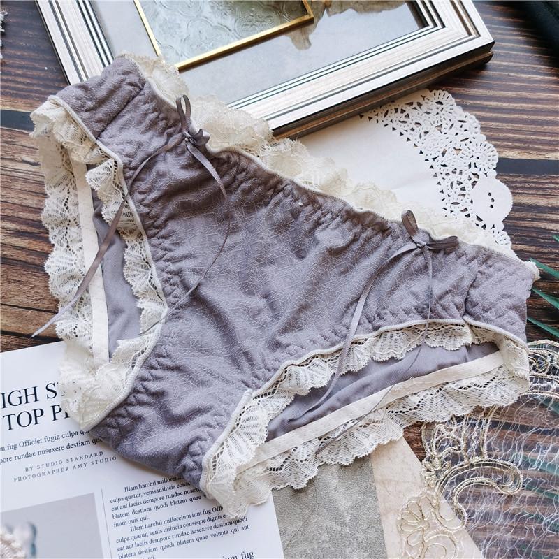 

Милое нижнее белье, многослойное нижнее белье из ледяного шелка с кружевными краями, кокетливая сексуальная сумка, удобные трусы с низкой посадкой, женские трусики One Size