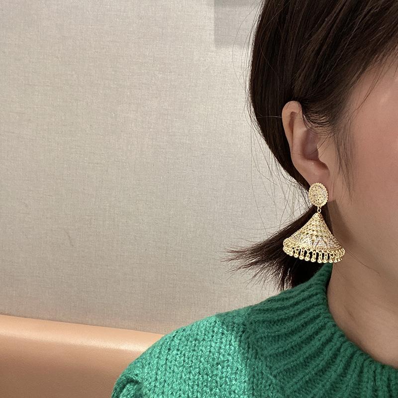 Steady Gun cercei negri legănați pentru femei, stil etnic, bijuterii de personalitate, cercei cu clopoțel de vânt, cercei leagăn pentru femei