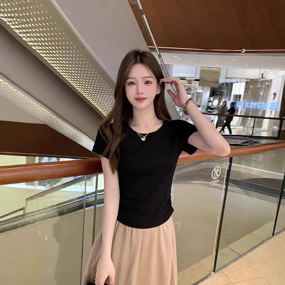 Purple Pure and Sexy Short-sleeved T-shirt for Women's Design, Backless Slim-fit and Slim Shoulder Top, Summer New Style