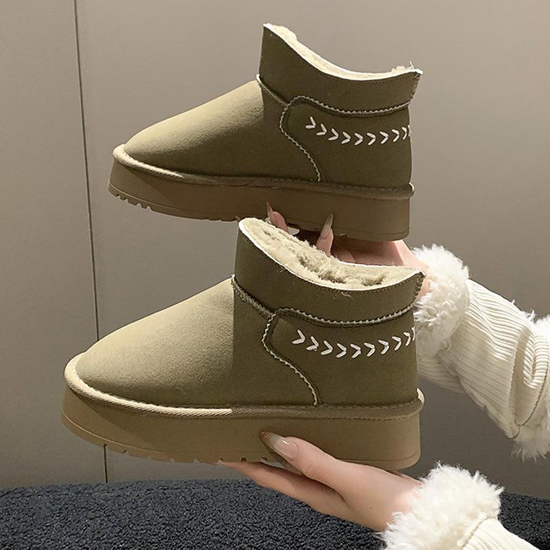 Thick Soled Warm Snow Boots for Women Winter Fur One-piece Height Increasing Short Tube with Plush and Thick Cotton Shoes