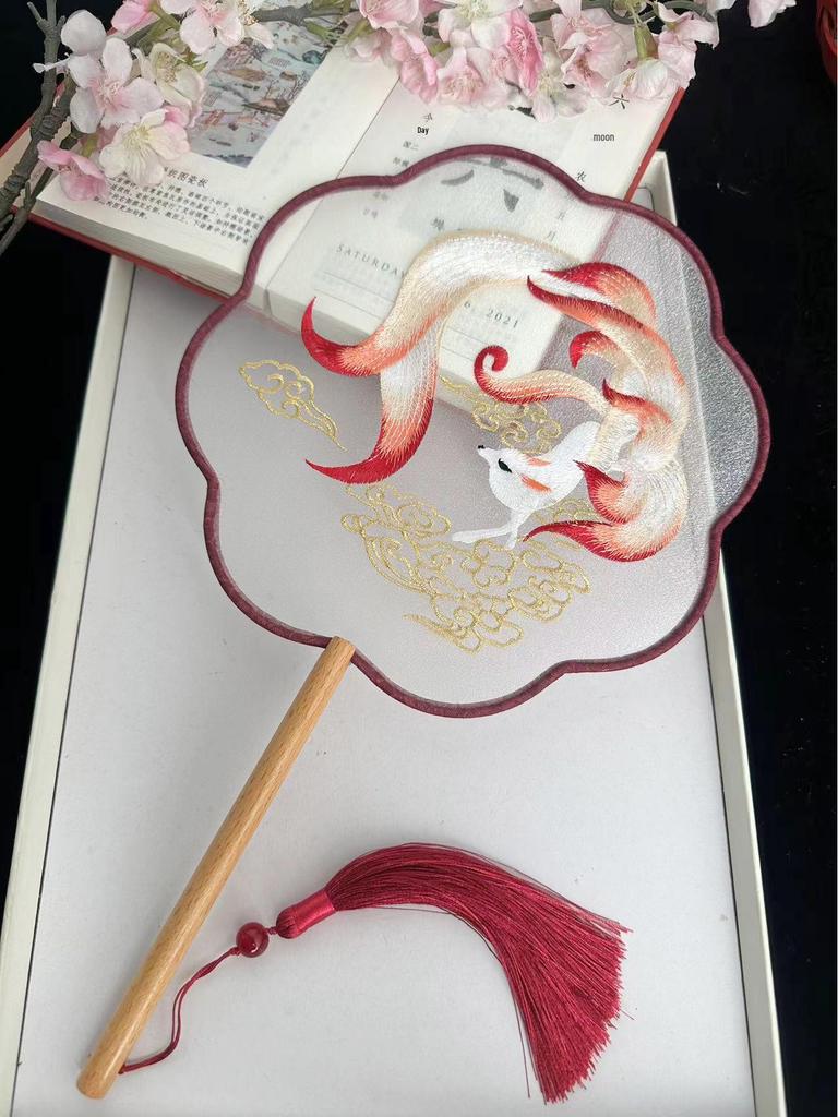 Ancient Style Chinese Embroidered Round Fan for Hanfu and Cheongsam