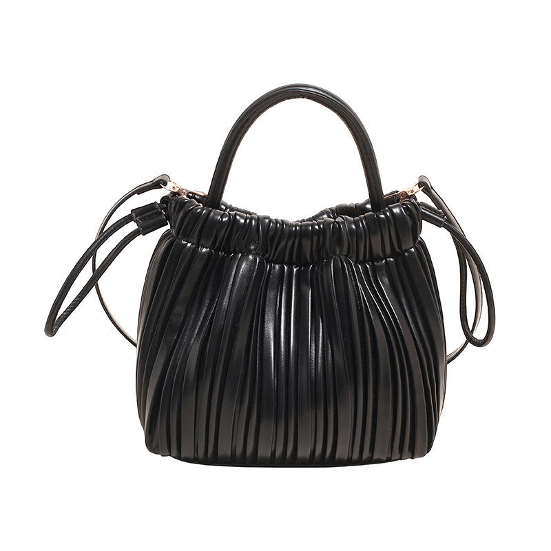 Premium sense hand bag women's 2025 new popular fashion commuter women's bag retro shoulder messenger bucket bag