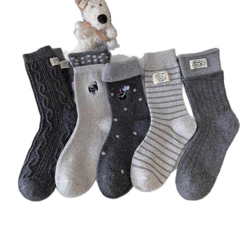 Thickened Warm Sheep Wool Embroidery Soft Warm Striped Mid-Leg Socks Korean Polka Dot Socks For Women Stacked Socks