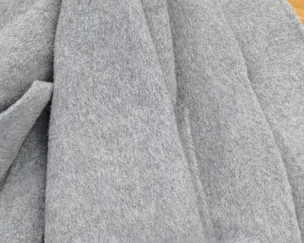 Double-Faced Cashmere Coat with Fox Fur Collar & Cuffs Hooded Mid-Length Loose Fit