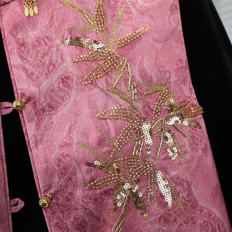 Mom's Spring Golden Velvet Suit: Middle-Aged & Elderly Women's Tang Vest & Top - New Spring/Autumn Style