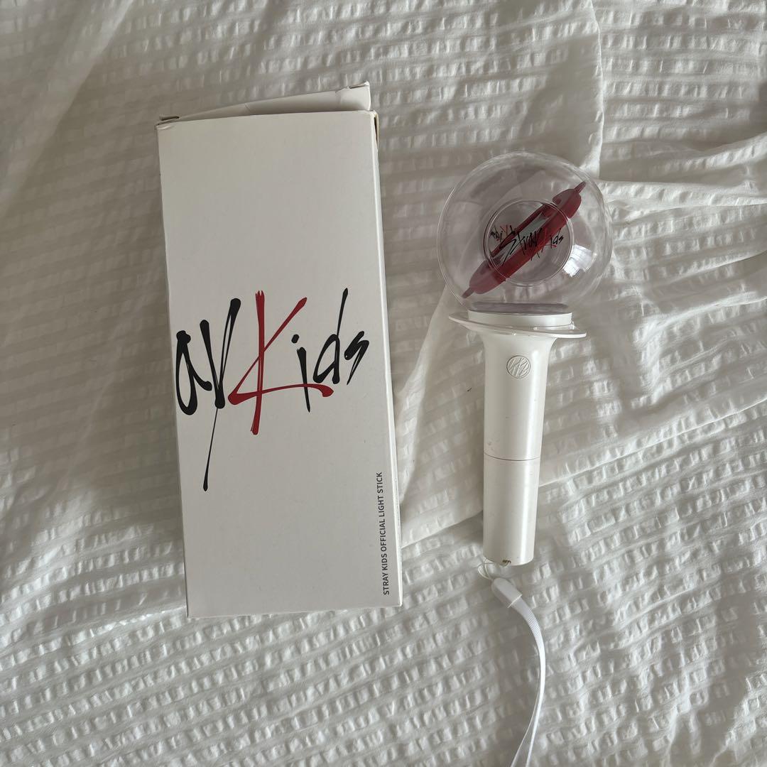 

[USED] stray kids penlight