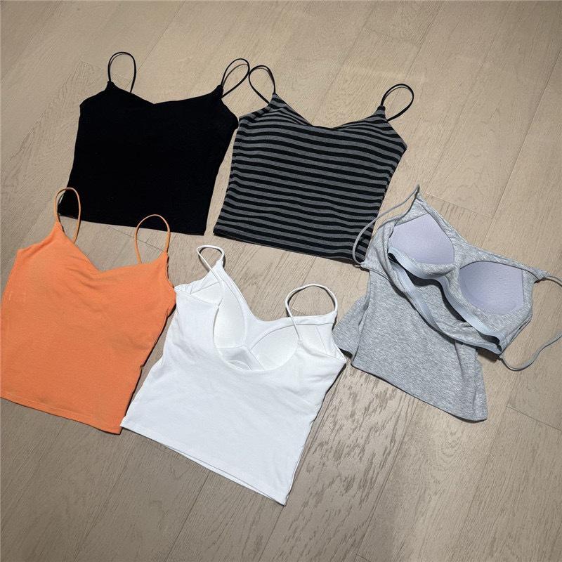 Canottiera con Scollo a V Pronta per l'Estate: Canottiera da Donna Aderente con Reggiseno Integrato – Sexy e alla Moda.