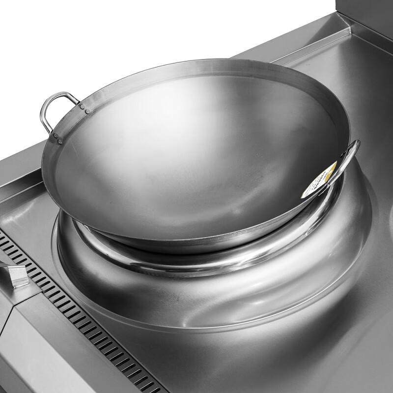 45cm Cast Iron Double-Handled Wok