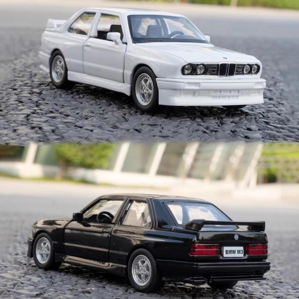 1/36 BMW M3 1987 Slitinové Hračky Model Auta Kovové Odlitky Hračky Vozidla Autentický Vynikající Interiér Natahovací 2 Otevírací Dveře Dětský Dárek