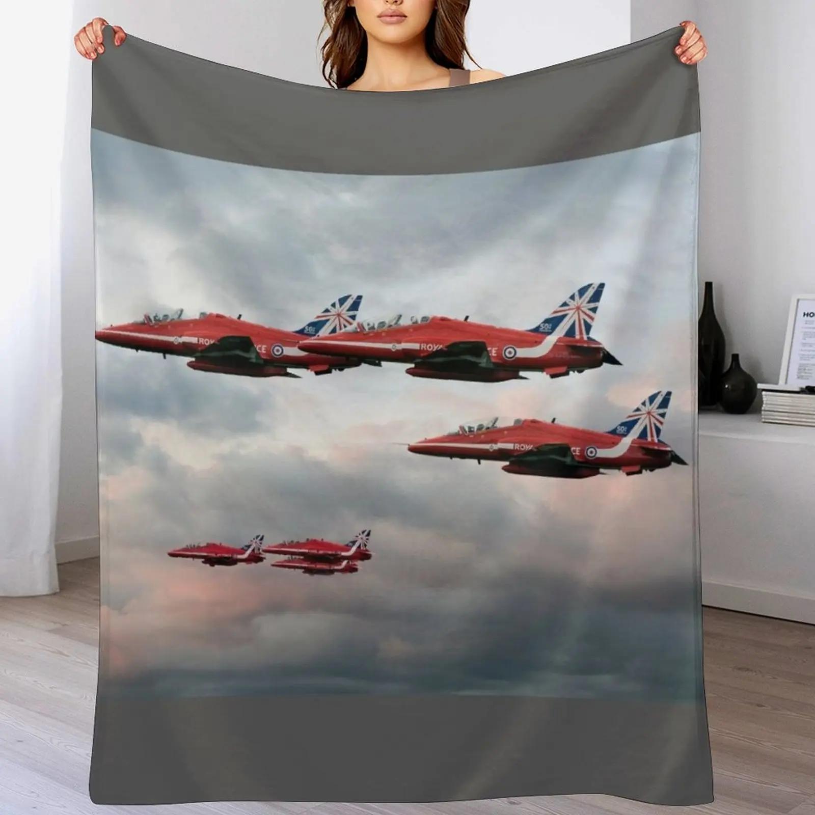 

Red Arrows Throw Blanket Multi Purpose Soft Warm Blanket for Home Travel 102x76cm(40x30in)