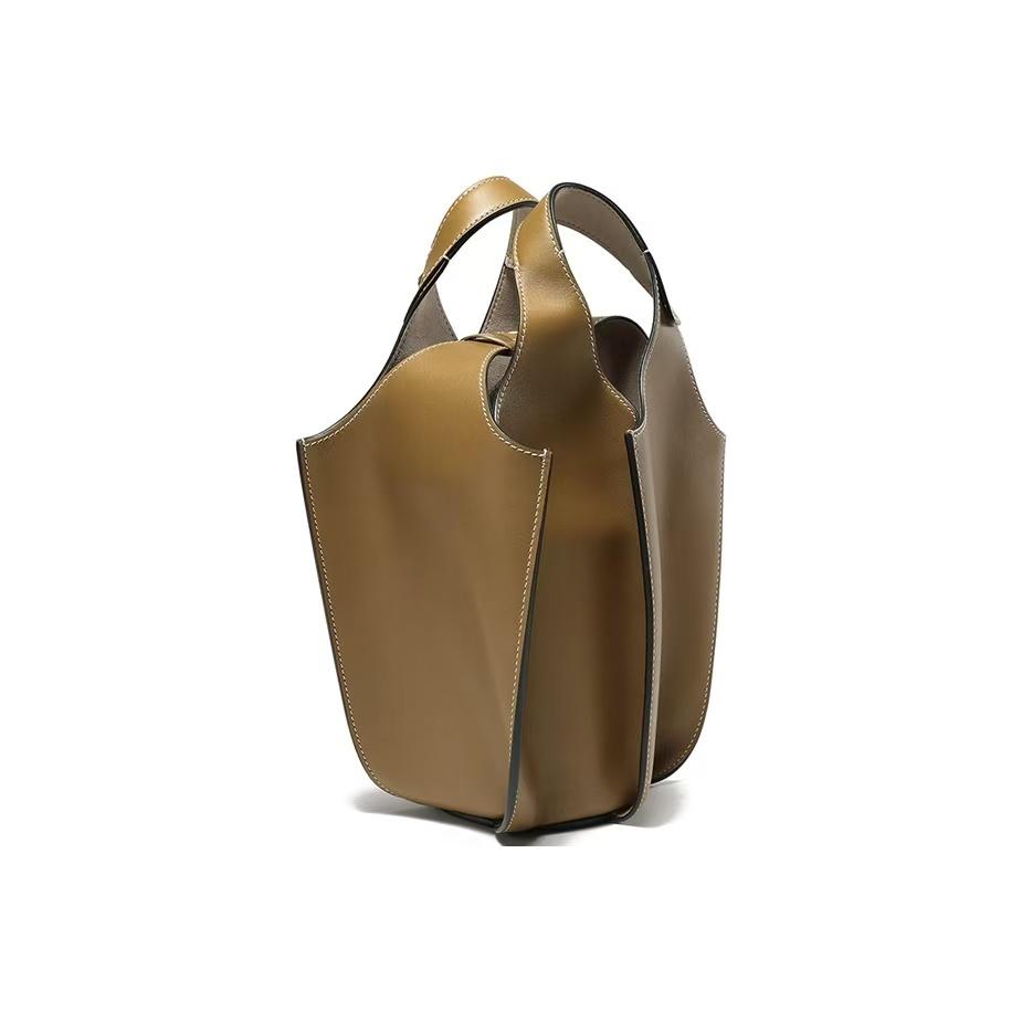 

Tory Burch Lampshade Minimalist Origami Art Design Leather Handbag Small Women Handbags Brown 89615-238 Basic Set (Bag+Dust Bag)