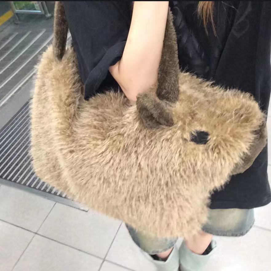 Dolphin Bag Kapibara Bag Shoulder Bag Hair Bag Winter Large-Capacity Women'S Bag Plush Tote Bag