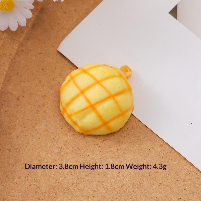 Realistic Bread Keychain Croissant Stress Toy Slow Rising Pu Pendant Bag Car Keyring Fun Gadget Decompression Gift Women