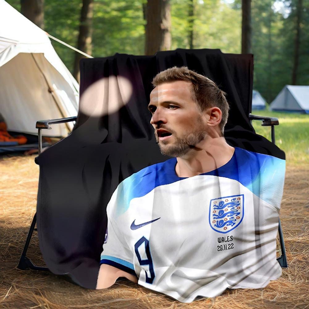 1pc Brazilian Footballer Victory Flannel Blanket,Ultra Soft Warm Plush Throw for Home Bedroom Bed Sofa Cover Office Travel Picnic. MT071029