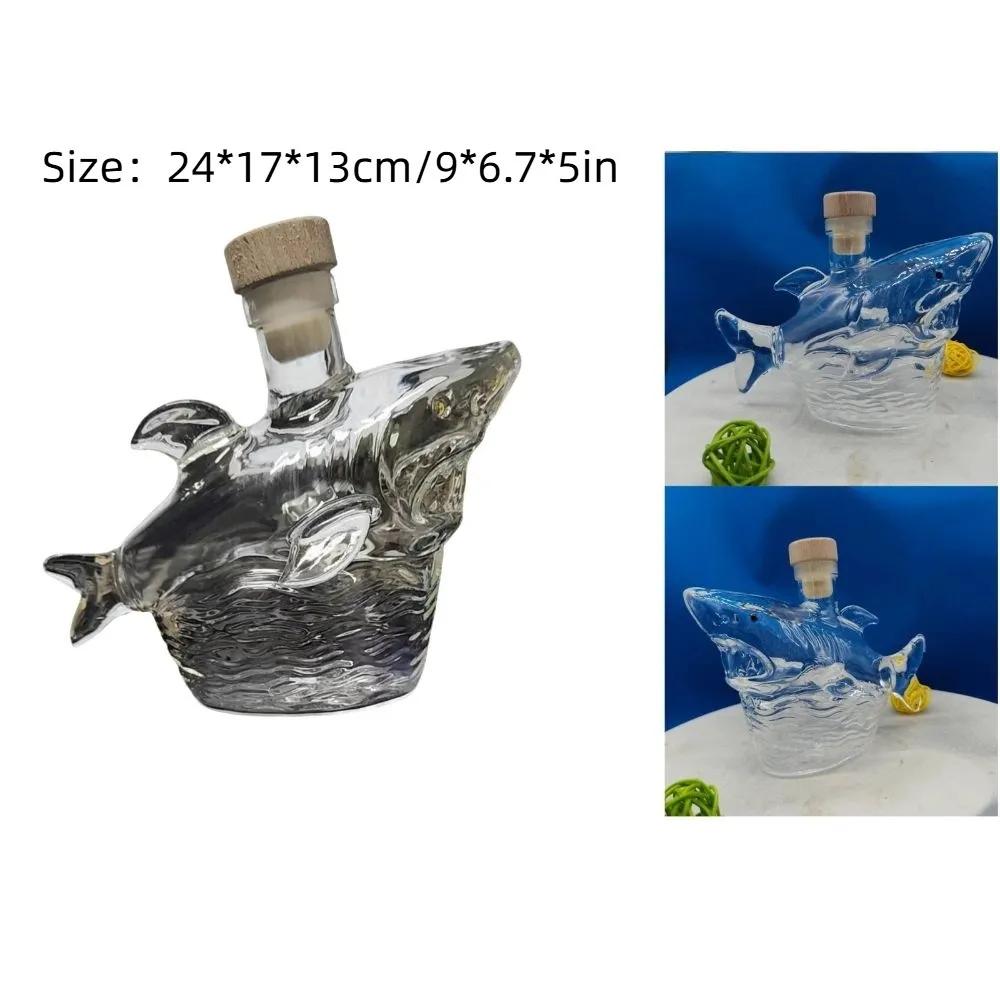 Sticlă de Whiskey distractivă Jaws 50th 320 ml Statuetă Rechin Sticlă de Vin Statuetă Tematică Gravată 3D Decantor de Vin Bar de Casă