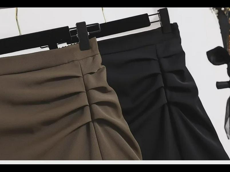 Hochwertiger schwarzer Schlitzrock für Damen – mittellang, hohe Taille, schmale Passform für Frühling und Herbst 2024