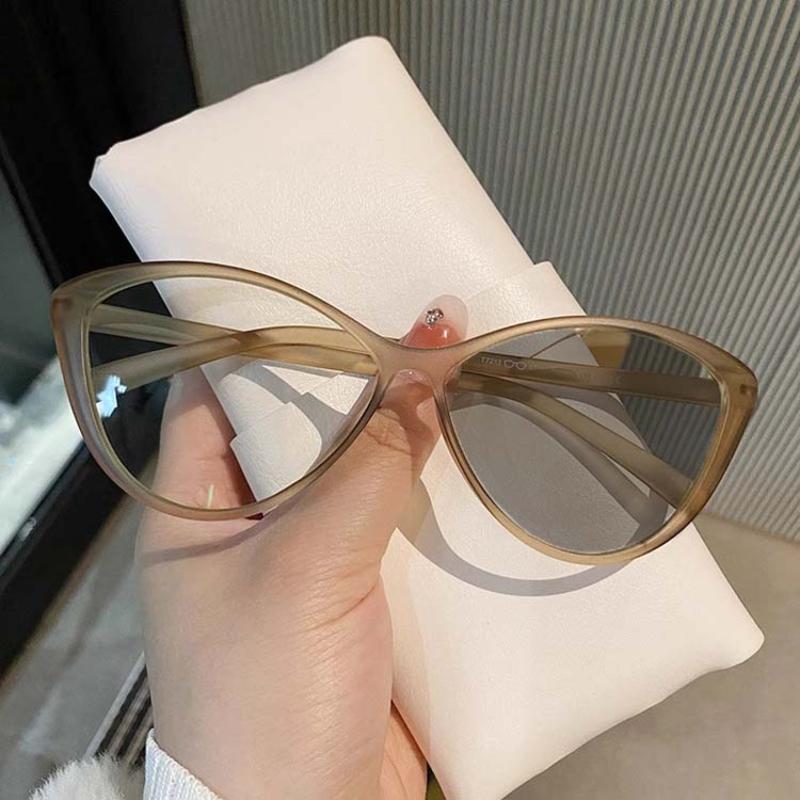 Fashion Cat Eyes With Myopia Frame Women Ultra Light Anti Blue Light Retro Sunglasses Unisex Color Changing Near Sight Eyewear