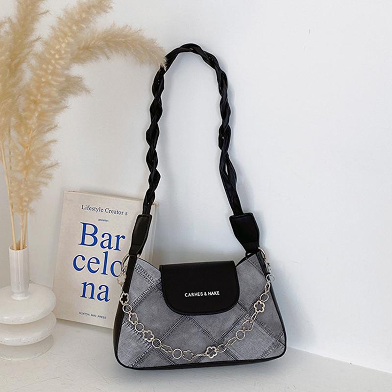 Versatile Chain Bags for Women Chic Niche Bag Single Shoulder Armpit Bags Feminine Texture Commuting and Shopping