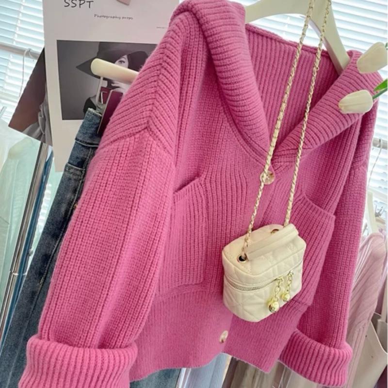 

В язаний кардиган з капюшоном у корейському стилі Z 2025: Вільний крій, коротка верхня одежа осінь/зима. M (95-105 jin)