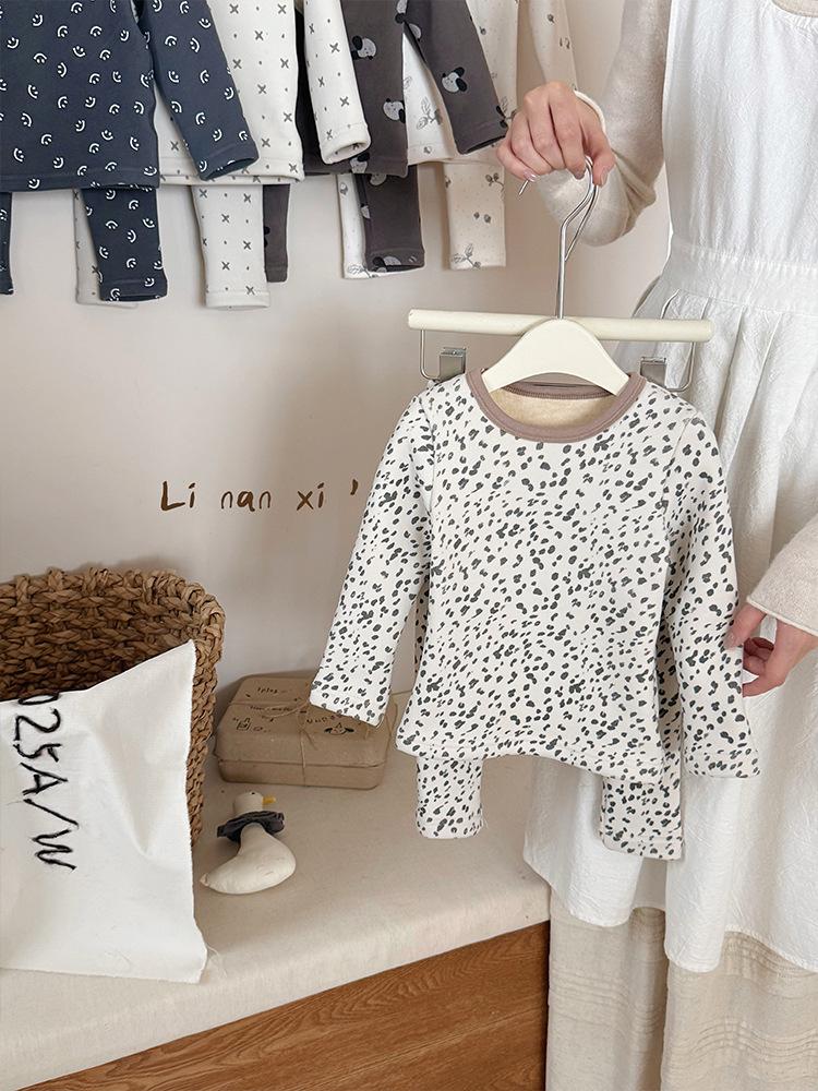 2025 New Fleece-Lined Winter Pajama Set for Small & Medium Children - Thermal Baby & Kids Homewear