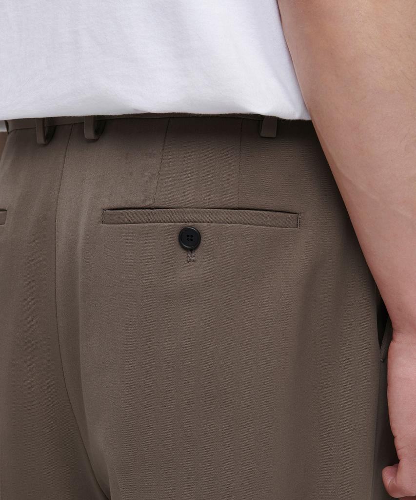 Musinsa Standard Loose Tapered Hidden Banding Crop Slacks [Light Brown]