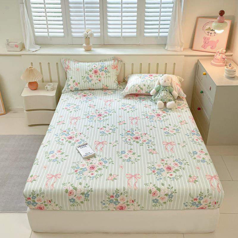100% Cotton Fitted Sheet: Soft, Printed, Moisture-Wicking, Sweat-Absorbing, Anti-Static Mattress Protector