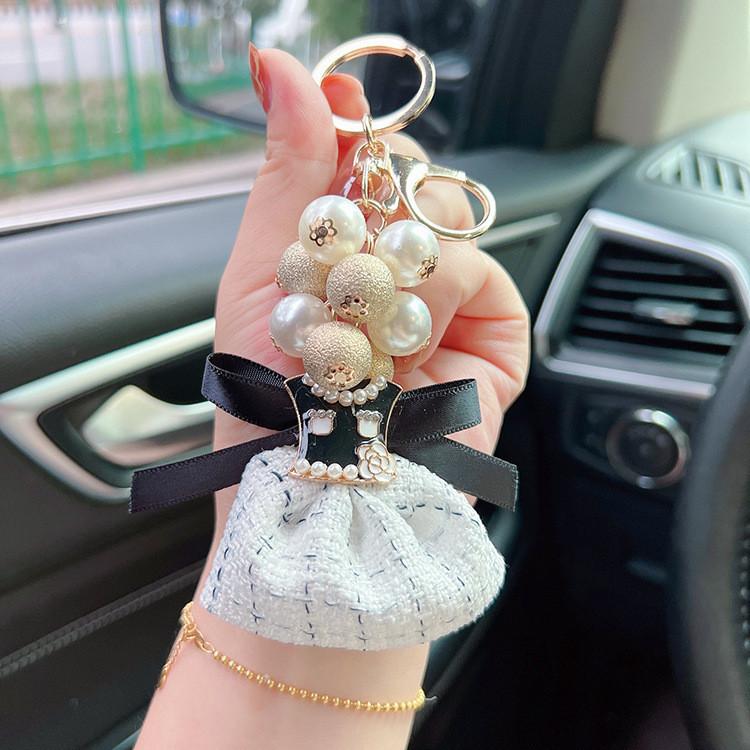 Stylish Dress Keychain With Pearl Grape Pendant Perfect For Occasions Various