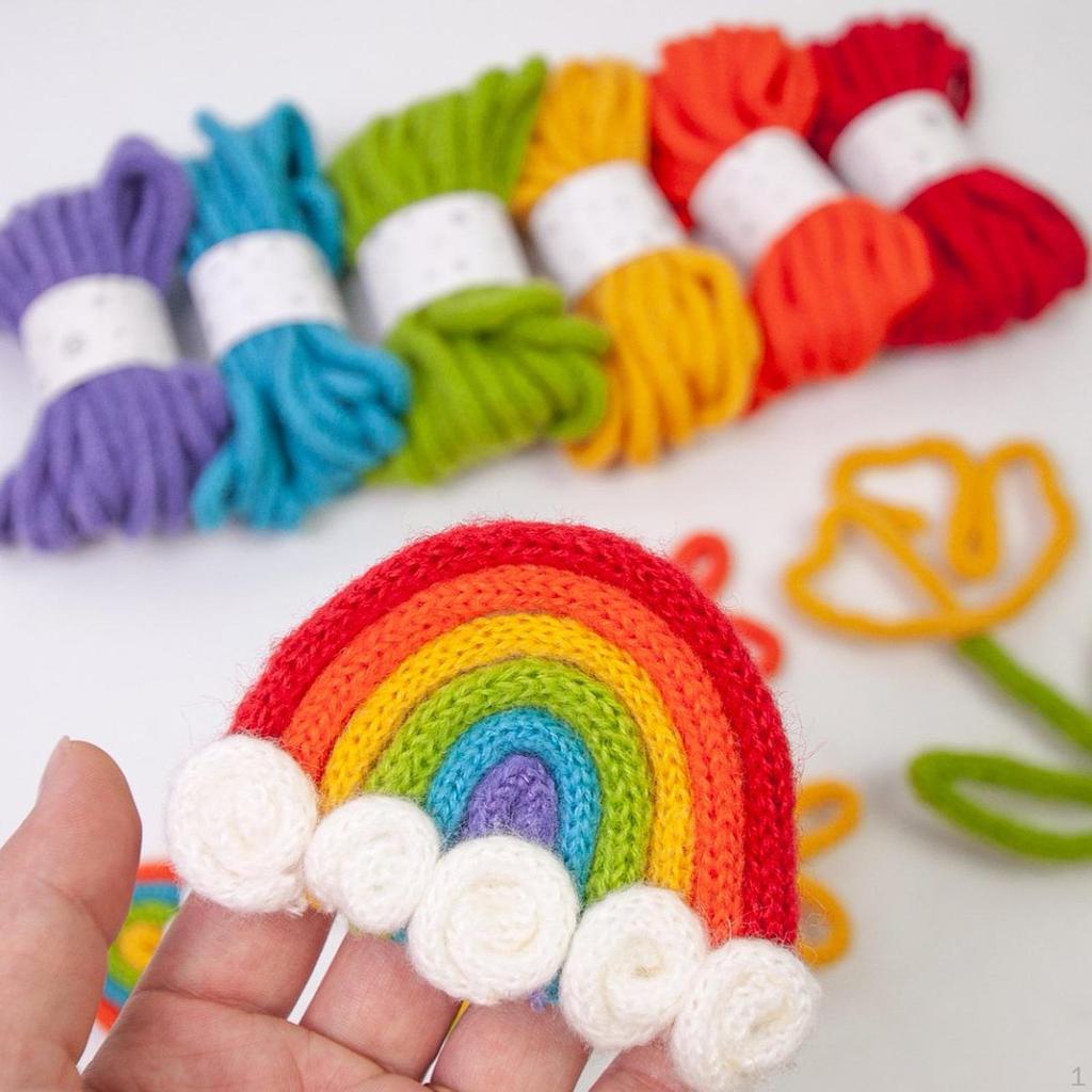 6 Pieces Knitted Yarn Bulky Yarns Crocheting Projects Elastic Arts with 2 Large Eye Neddle, Roll