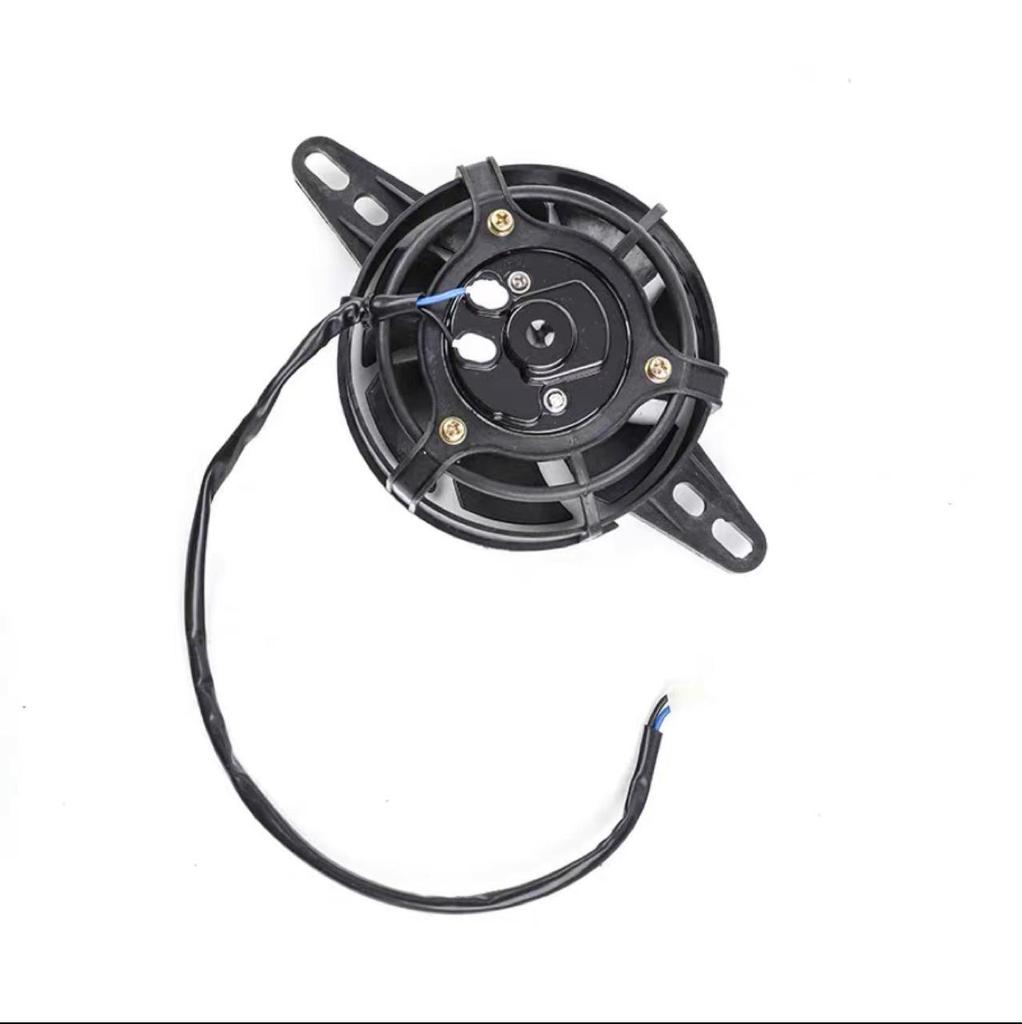 Sada ventilátoru vodní nádrže pro terénní motocykly pro upravené vodou chlazené motory.