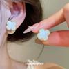 Silver Needle Retro Pearl Clover Geometric Stud Earrings - Elegant, High-End Design for Women