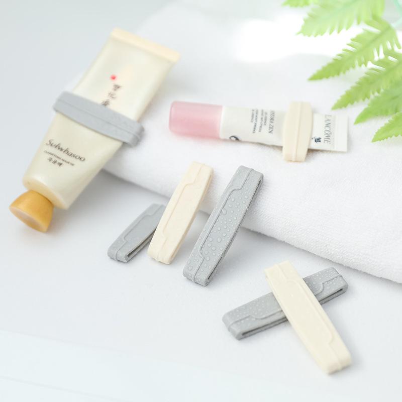 

3-Piece Multifunctional Squeezer Set: Toothpaste & Face Wash Clips грязно-белый