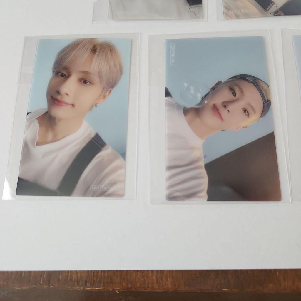 [USED] SEVENTEEN DREAM Universal Music Bonus Clear Trading Cards (12 cards)