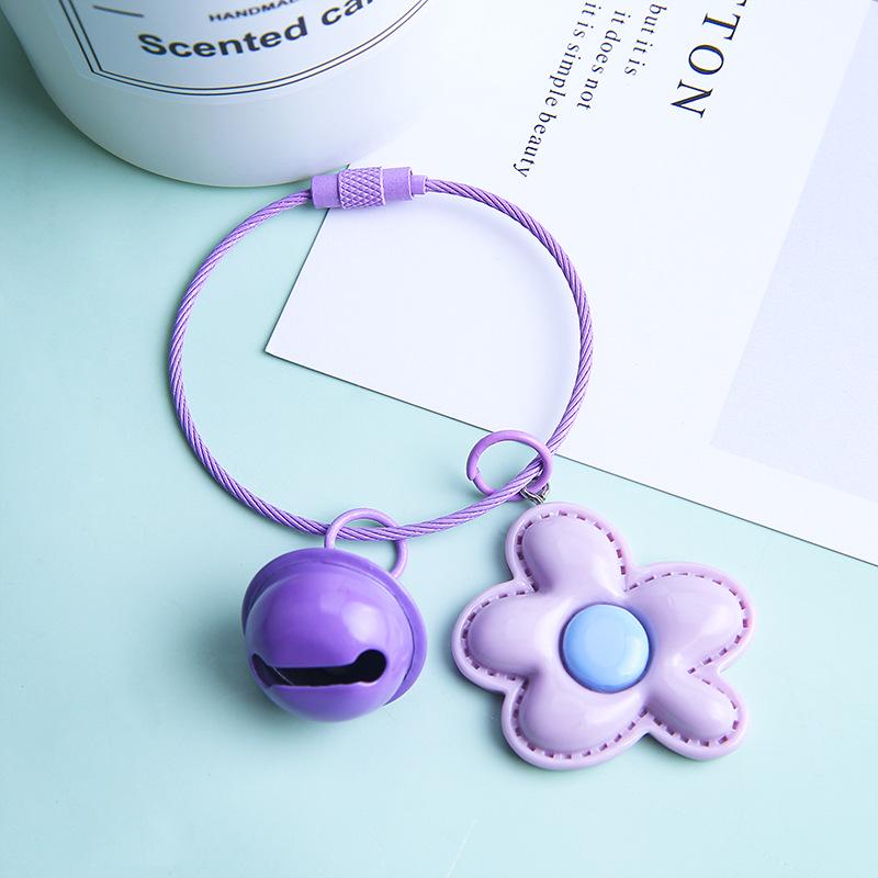 Handmade Shiny Petal Flower Keychain – Cute DIY Accessory for Students