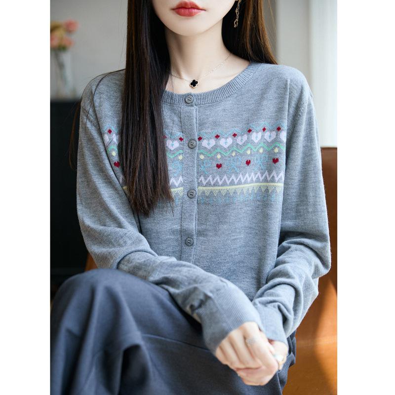 2026 Autumn Women's Color Block Wool Knit Cardigan - Jacquard Round Neck, Korean Style
