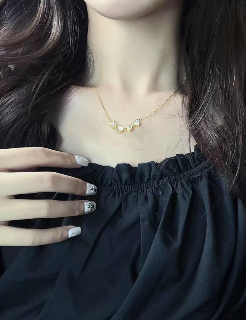 S925 Sterling Silver Heart Clover Shell Necklace: Versatile Magnetic Pendant for Women