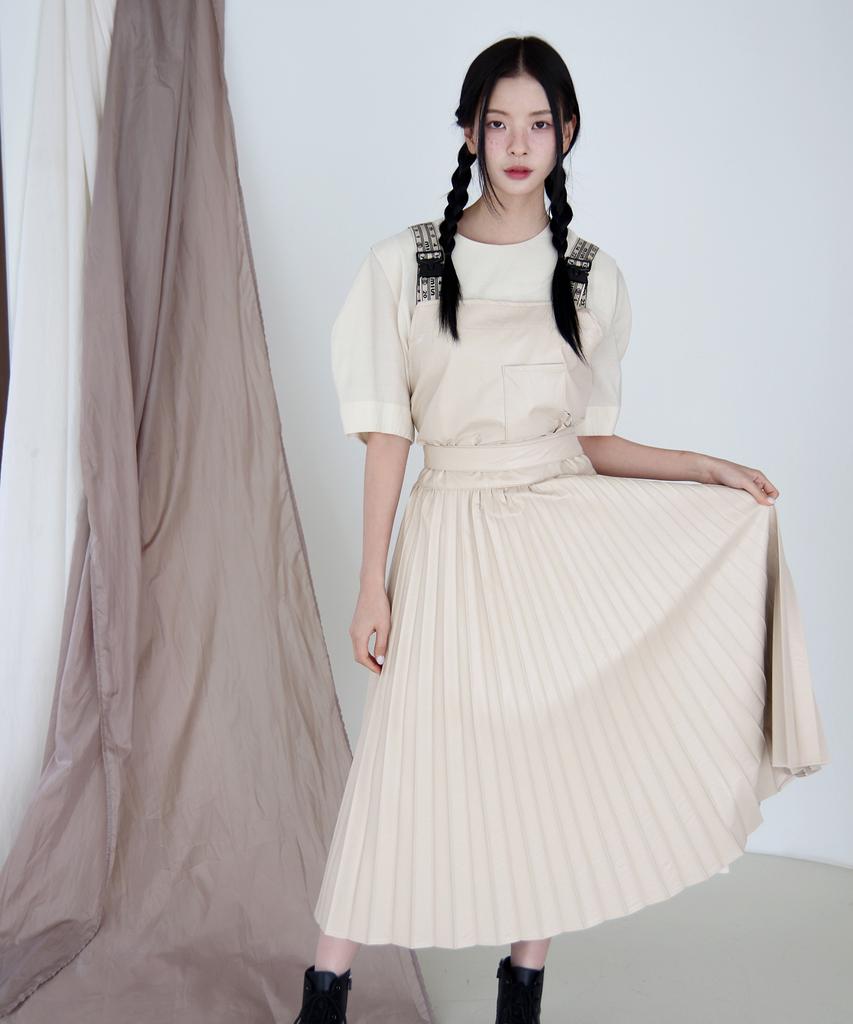 Eipeuleonwei Nudy Pleats Apron Dress Size 2